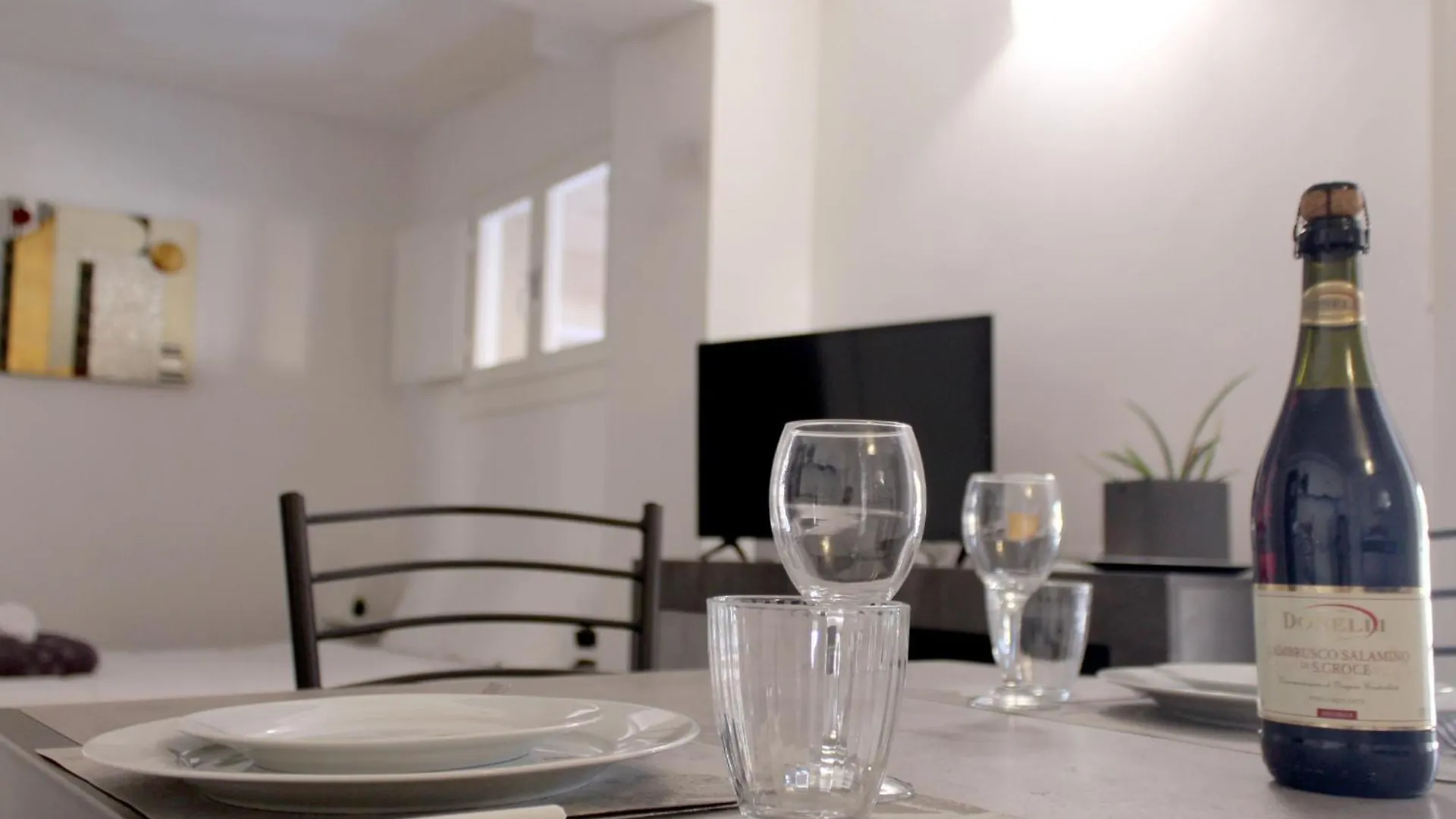 Sky Loft Airport - Modern Apt 1St Floor Apartment Bologna Italy